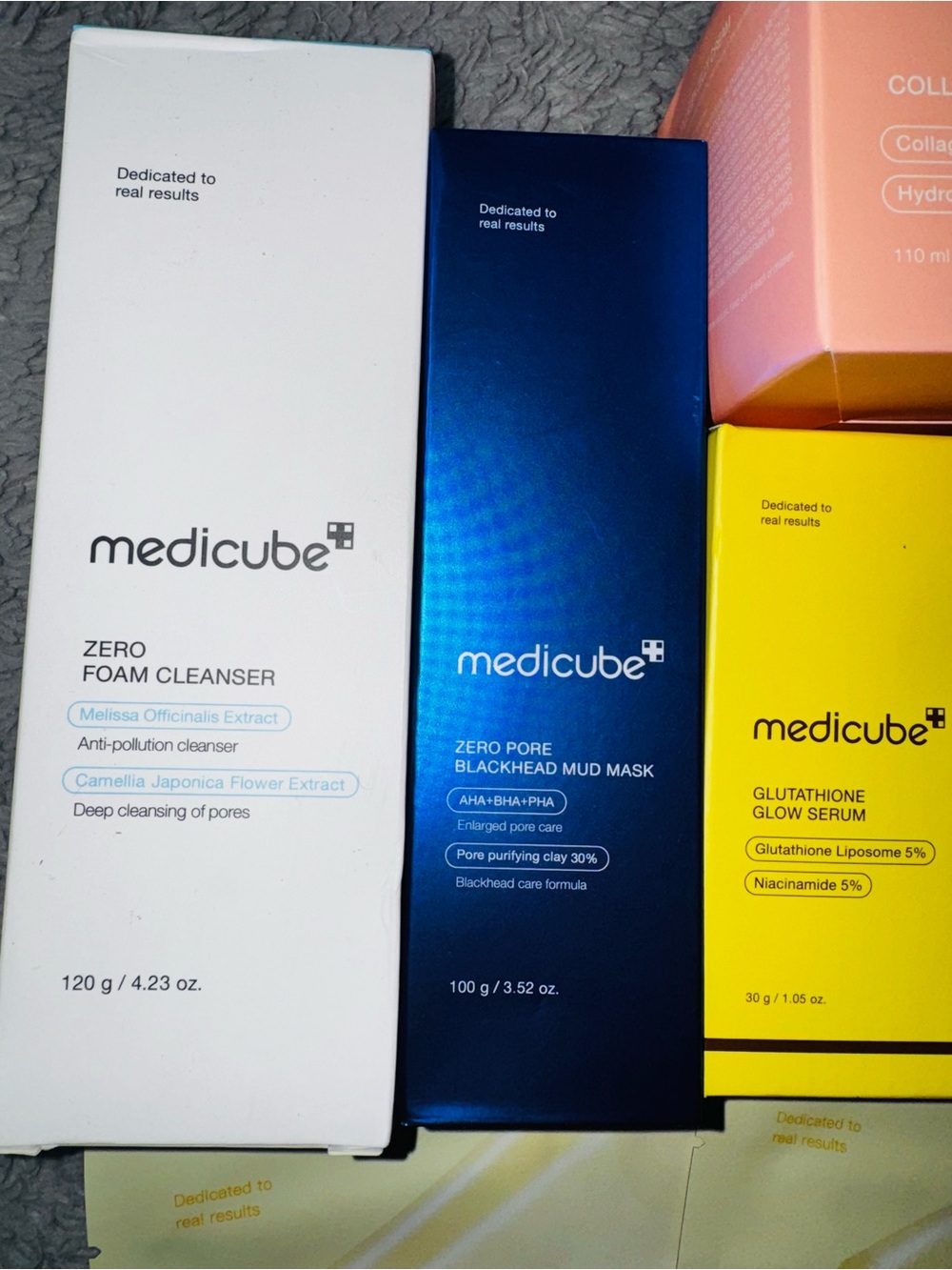 Medicube bundle- 9 pieces- MSRP for total is $244- NEW SEALED~ exp 2028 - Picture 4 of 7